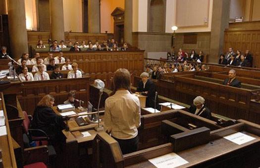 Защита интересов потерпевших